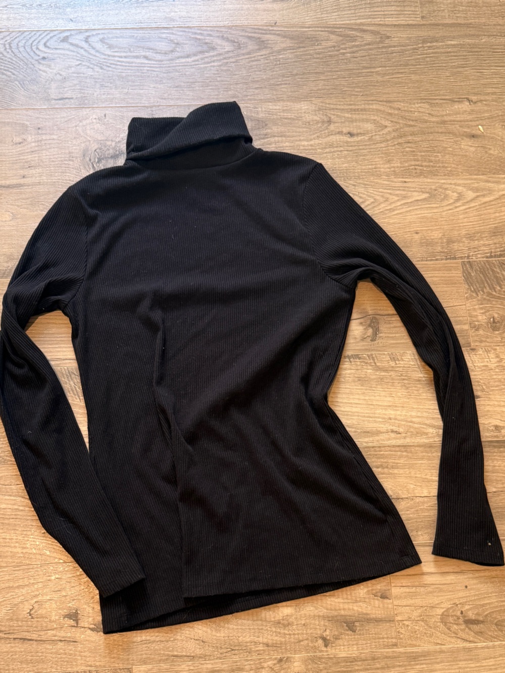Halogen- Women’s Long Sleeve Black Ribbed Top size L